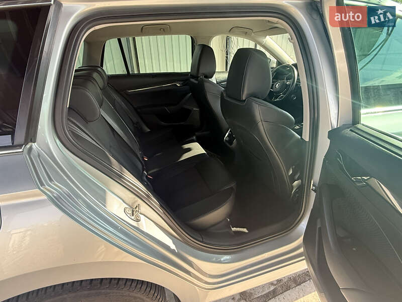 Универсал Skoda Octavia 2022 в Киеве