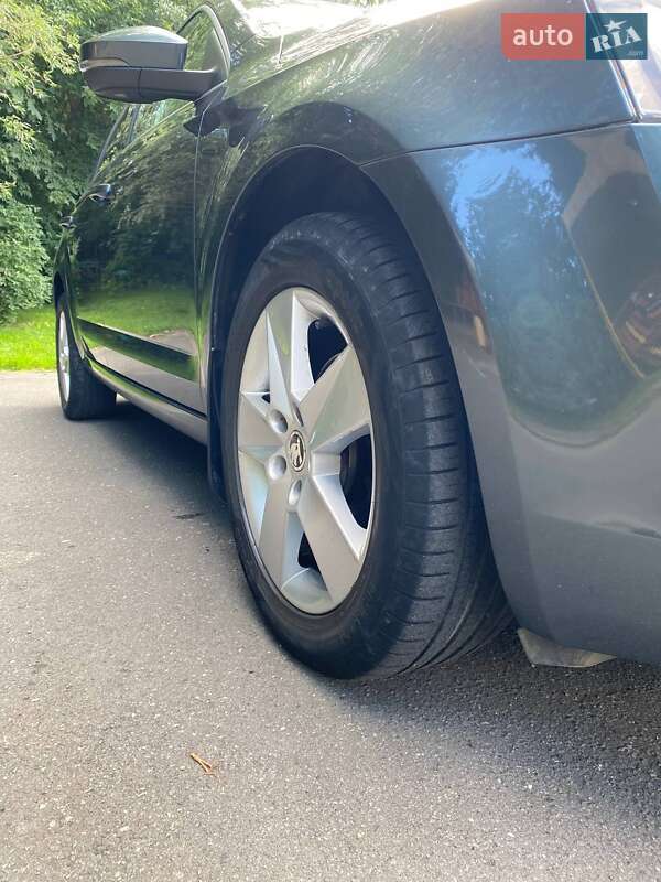 Универсал Skoda Octavia 2014 в Хмельницком