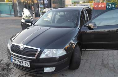 Лифтбек Skoda Octavia 2006 в Одессе