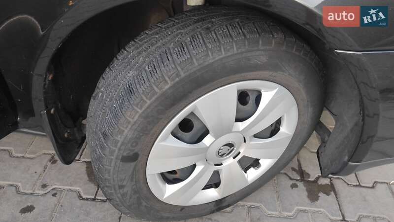 Лифтбек Skoda Octavia 2006 в Одессе