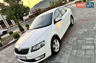 Ліфтбек Skoda Octavia 2015 в Хусті
