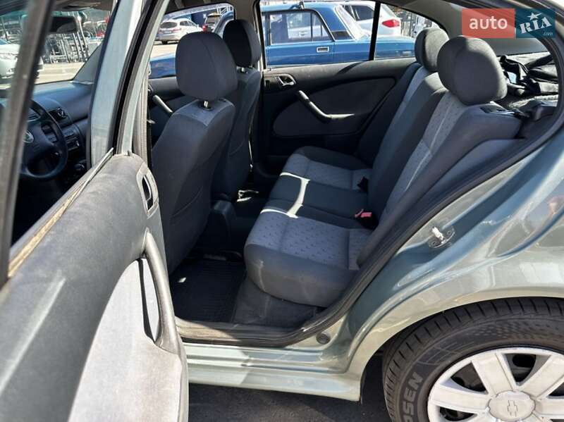 Ліфтбек Skoda Octavia 2002 в Чернігові