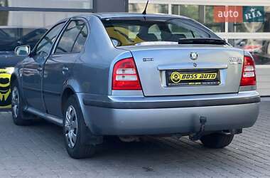 Лифтбек Skoda Octavia 2004 в 