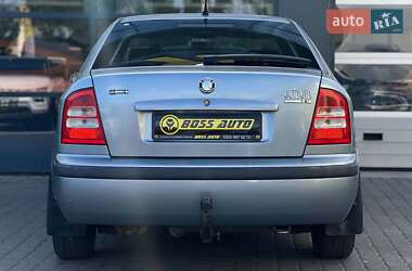 Лифтбек Skoda Octavia 2004 в 