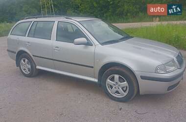 Универсал Skoda Octavia 2006 в Глухове