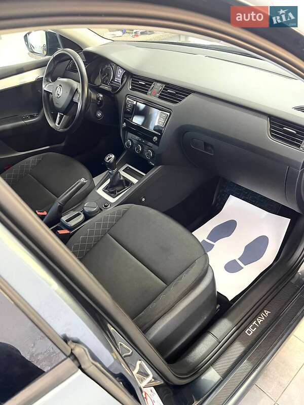 Ліфтбек Skoda Octavia 2019 в Львові