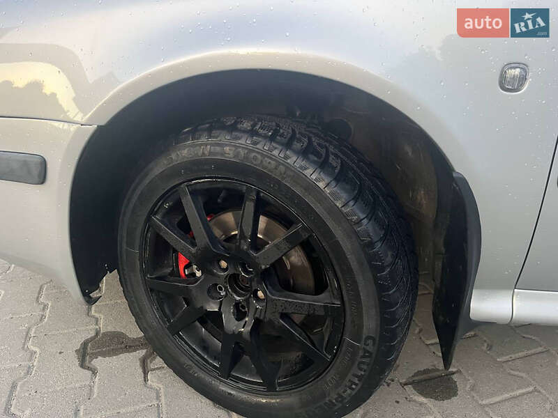 Ліфтбек Skoda Octavia 2008 в Львові