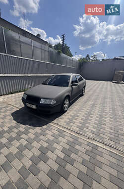 Ліфтбек Skoda Octavia 2002 в Запоріжжі