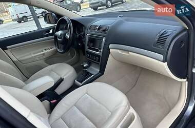 Универсал Skoda Octavia 2010 в 