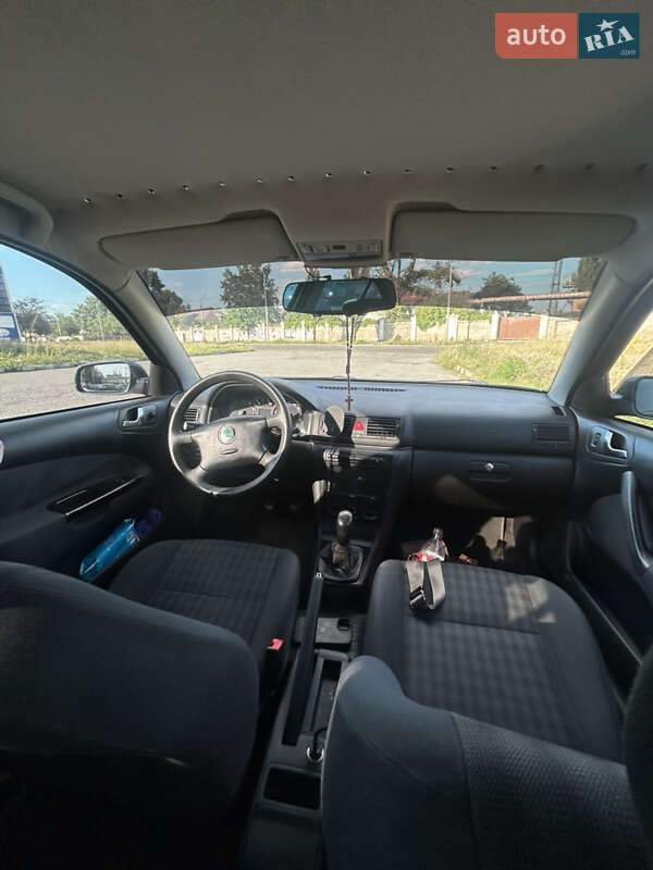 Лифтбек Skoda Octavia 2004 в Киеве фото 8 Лифтбек Skoda Octavia 2004 в Киеве