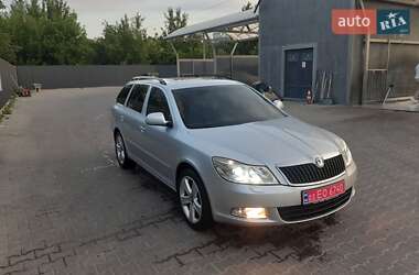 Універсал Skoda Octavia 2013 в Житомирі