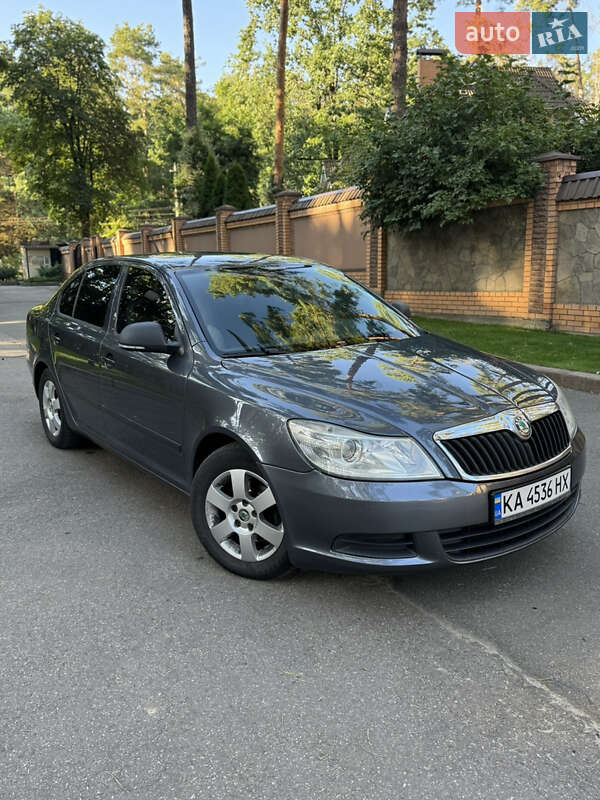 Лифтбек Skoda Octavia 2011 в Чернигове фото 2 Лифтбек Skoda Octavia 2011 в Чернигове