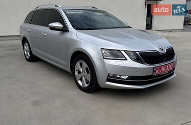 Універсал Skoda Octavia 2020 в Луцьку