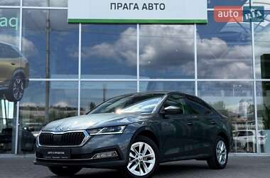 Лифтбек Skoda Octavia 2021 в Киеве