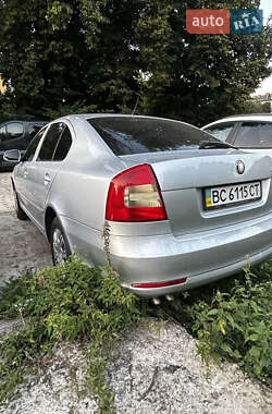 Лифтбек Skoda Octavia 2010 в 