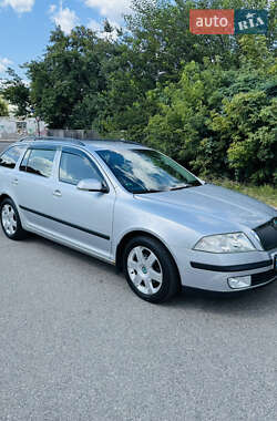 Універсал Skoda Octavia 2008 в Чернігові