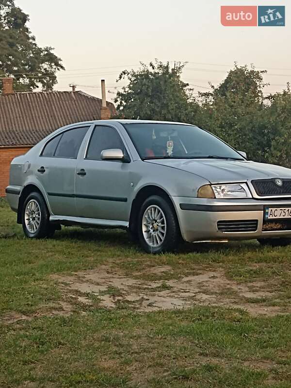 Лифтбек Skoda Octavia 1998 в Рожище