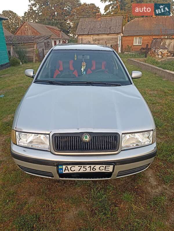 Лифтбек Skoda Octavia 1998 в Рожище