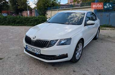 Лифтбек Skoda Octavia 2019 в 