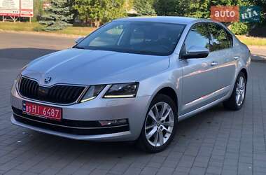 Лифтбек Skoda Octavia 2017 в Луцке