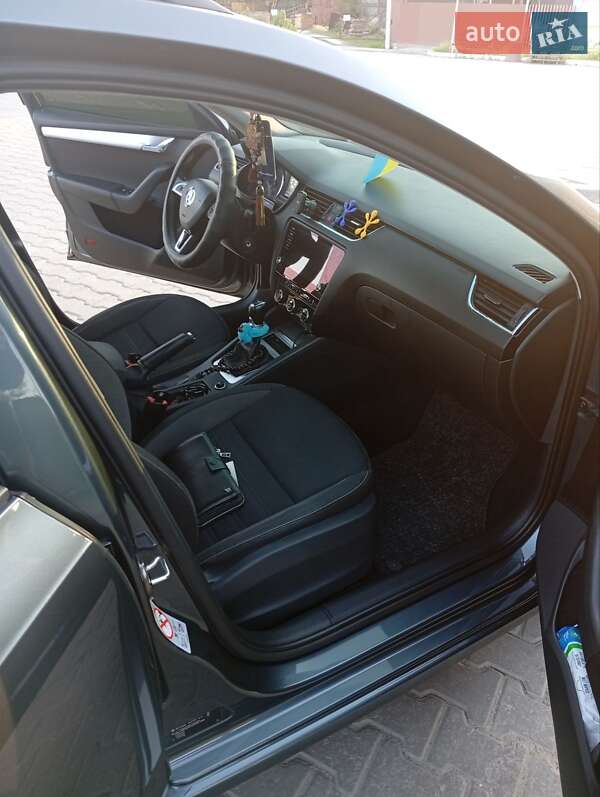 Универсал Skoda Octavia 2017 в Хмельницком