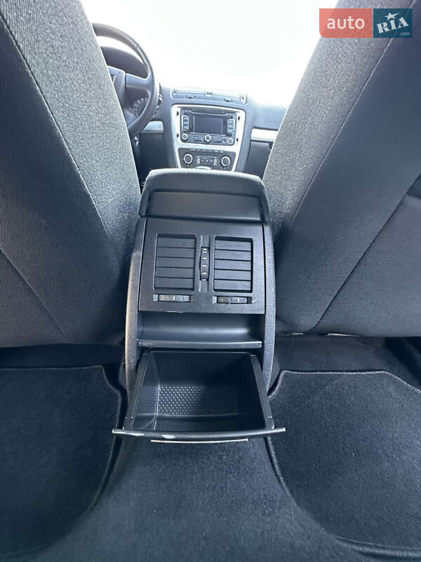 Универсал Skoda Octavia 2010 в Львове фото 65 Универсал Skoda Octavia 2010 в Львове