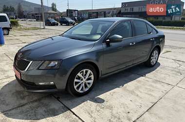 Ліфтбек Skoda Octavia 2017 в Виноградові
