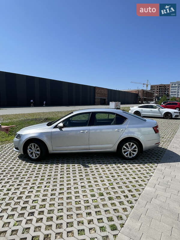 Ліфтбек Skoda Octavia 2019 в Києві