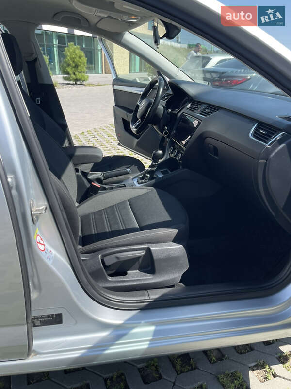 Ліфтбек Skoda Octavia 2019 в Києві