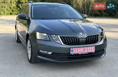 Універсал Skoda Octavia 2018 в Звягелі
