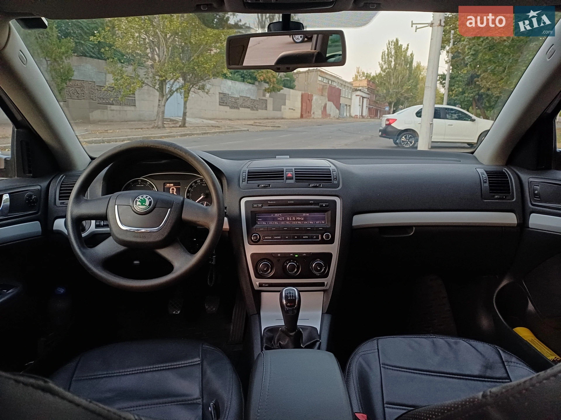 2011 Skoda Octavia - мініатюра 11