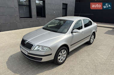Лифтбек Skoda Octavia 2006 в 
