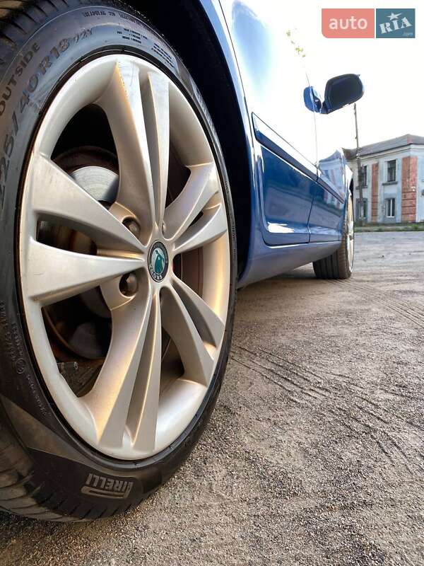 Универсал Skoda Octavia 2011 в Коростене