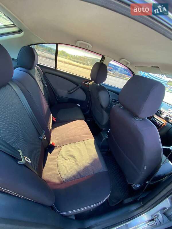 Ліфтбек Skoda Octavia 2008 в Харкові