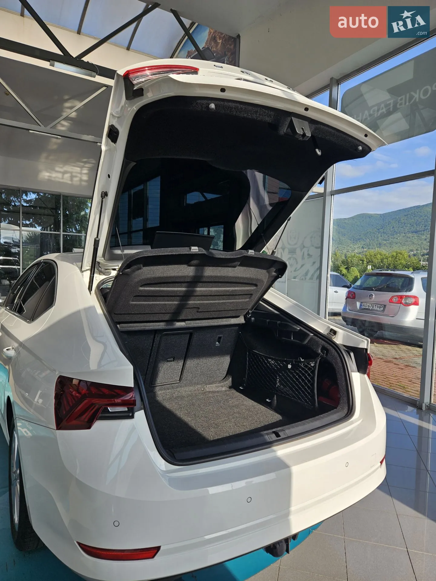 2020 Skoda Octavia - мініатюра 2