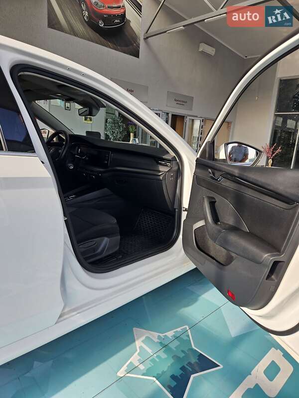 Ліфтбек Skoda Octavia 2020 в Хусті