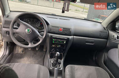 Лифтбек Skoda Octavia 2001 в 