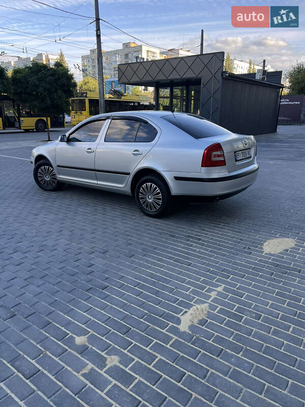 Лифтбек Skoda Octavia 2005 в Полтаве
