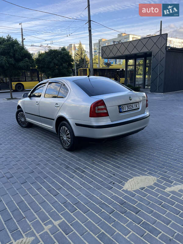 Лифтбек Skoda Octavia 2005 в Полтаве