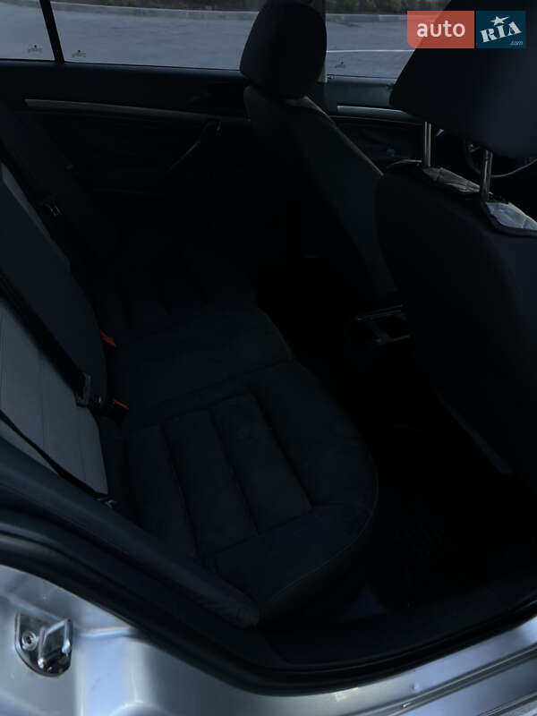 Лифтбек Skoda Octavia 2005 в Полтаве