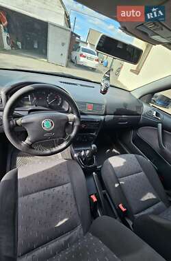 Лифтбек Skoda Octavia 2008 в 