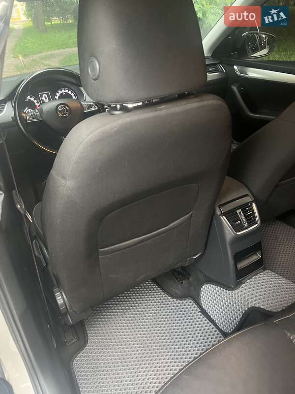 Универсал Skoda Octavia 2017 в Хмельницком