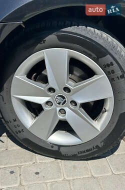 Універсал Skoda Octavia 2014 в  фото 4 Універсал Skoda Octavia 2014 в