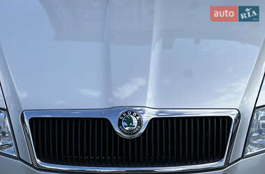 Лифтбек Skoda Octavia 2006 в 