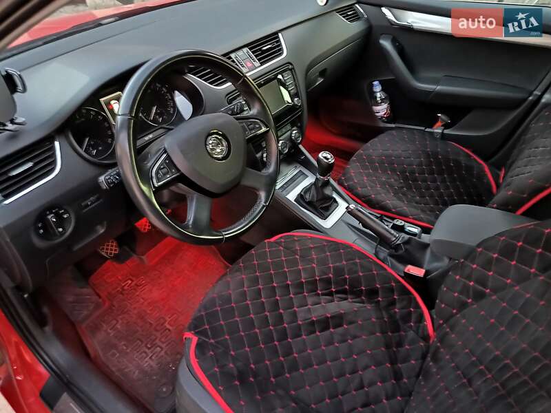 Универсал Skoda Octavia 2014 в Луцке
