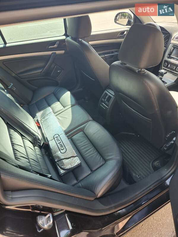 Универсал Skoda Octavia 2010 в Запорожье