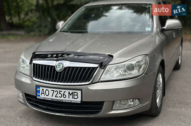 Универсал Skoda Octavia 2011 в Виннице