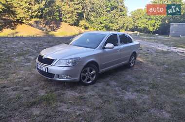 Лифтбек Skoda Octavia 2011 в Шишаки