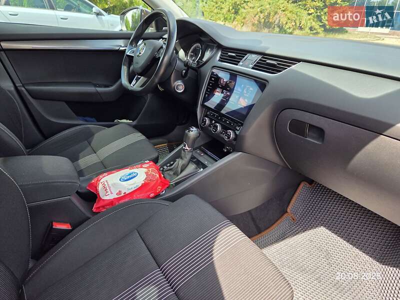 Универсал Skoda Octavia 2017 в Кропивницком