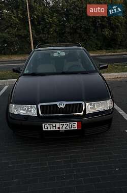 Универсал Skoda Octavia 2003 в Ровно